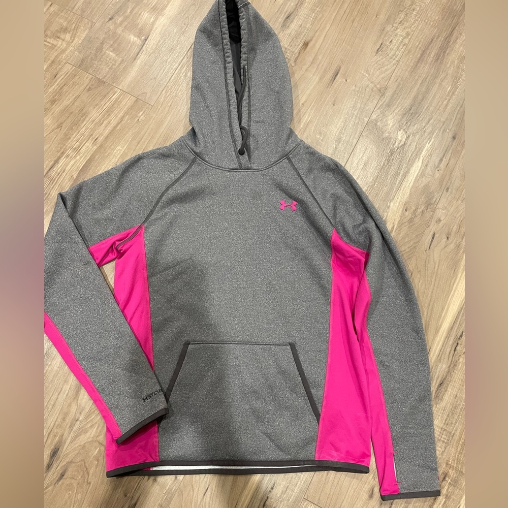 Under armour sweatshirt
